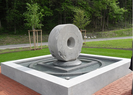 Brunnen am Siegfried-Otto-Platz